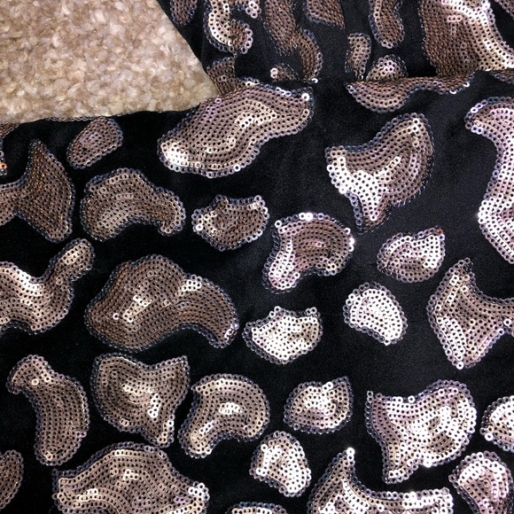 H&M Long Sleeve Suede Dress - Picture 4 of 5